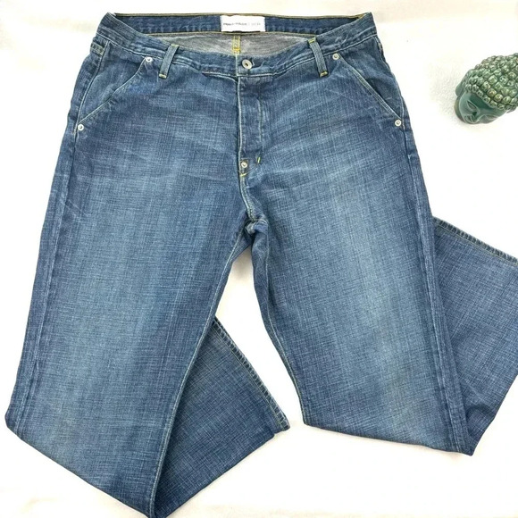 Paper Denim & Cloth Med Wash Boyfriend Style Straight Leg Lowrise Jeans Size 36 - Picture 1 of 15